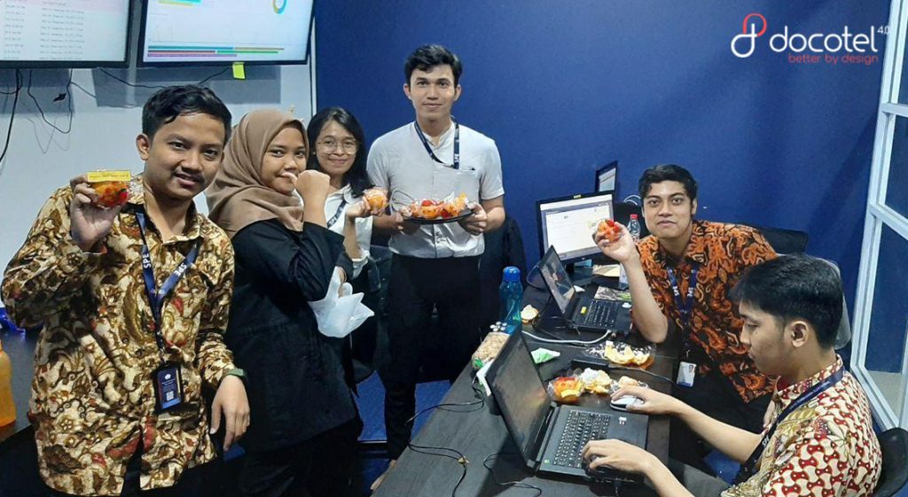 Sambut Tahun Baru Imlek, Docotel Ungkap Rasa Syukur dengan Bagi-bagi Jeruk Mandarin 3 Sambut Tahun Baru Imlek, Docotel Ungkap Rasa Syukur dengan Bagi-bagi Jeruk Mandarin 2