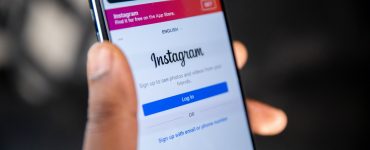 instagram down docotel